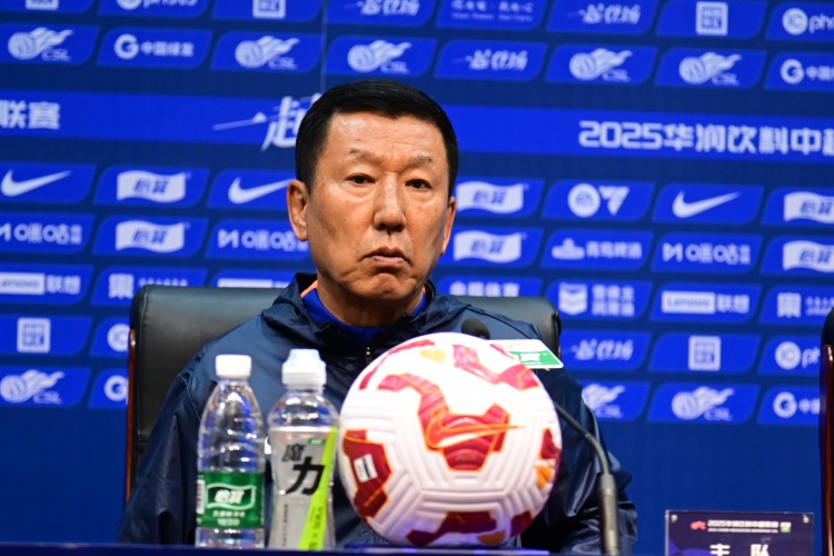 崔康熙赛后紧急返韩疗伤 泰山主帅暂别中超赛场
